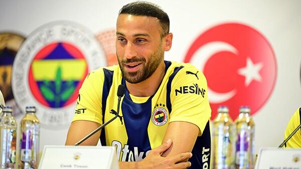 Cenk Tosun - Sputnik Türkiye