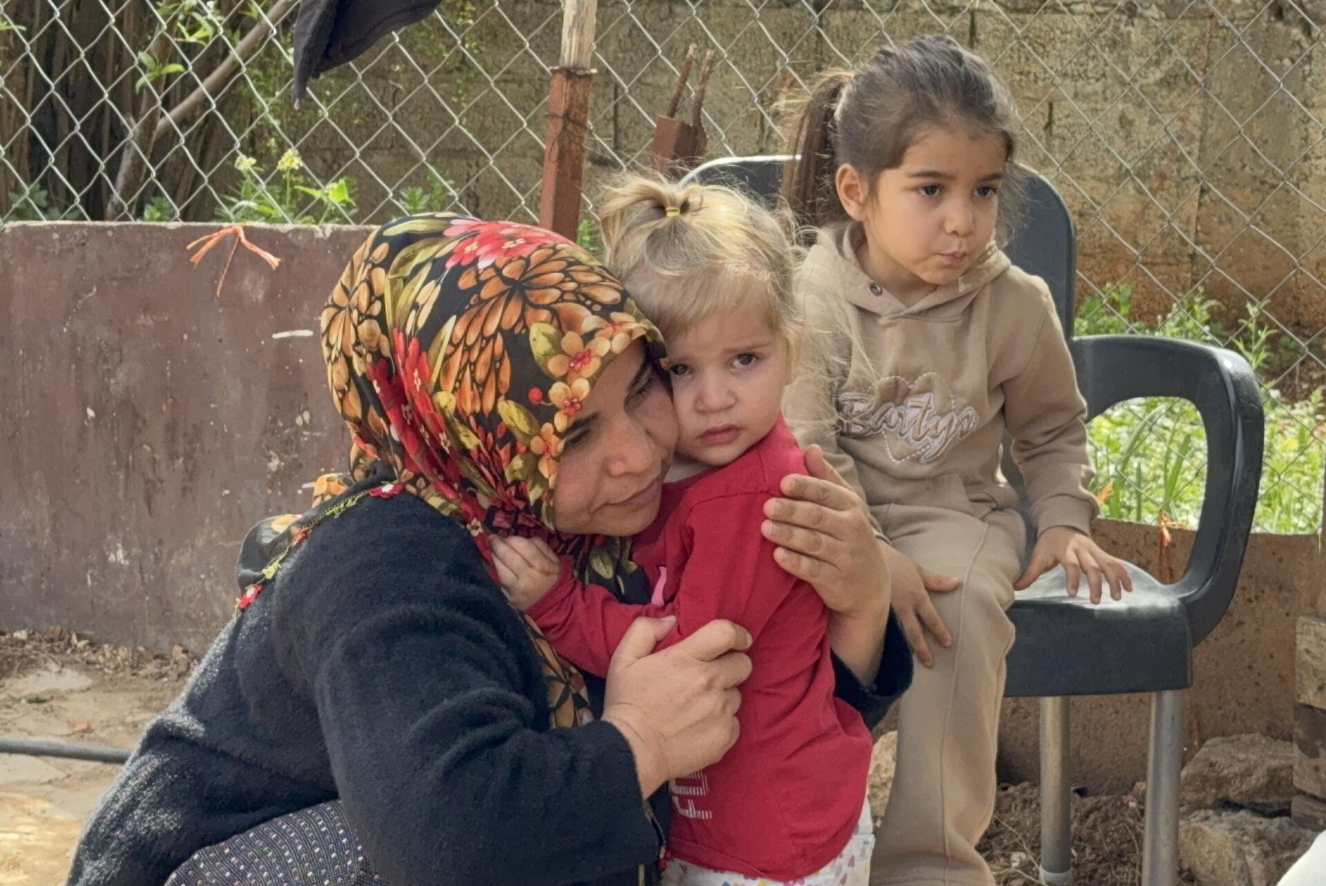 Adana'da biyonik kulağı çalınan çocuk 9 aydır duyamıyor - Sputnik Türkiye, 1920, 27.03.2025