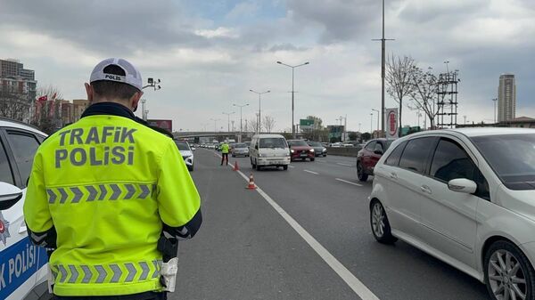 trafik polisi - Sputnik Türkiye