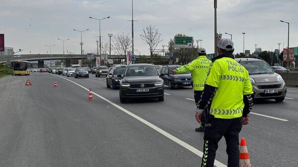 trafik polisi - Sputnik Türkiye