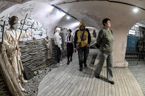 Rusya&#x27;nın Petersburg şehrinde Evsizler Müzesi açıldı - Sputnik Türkiye