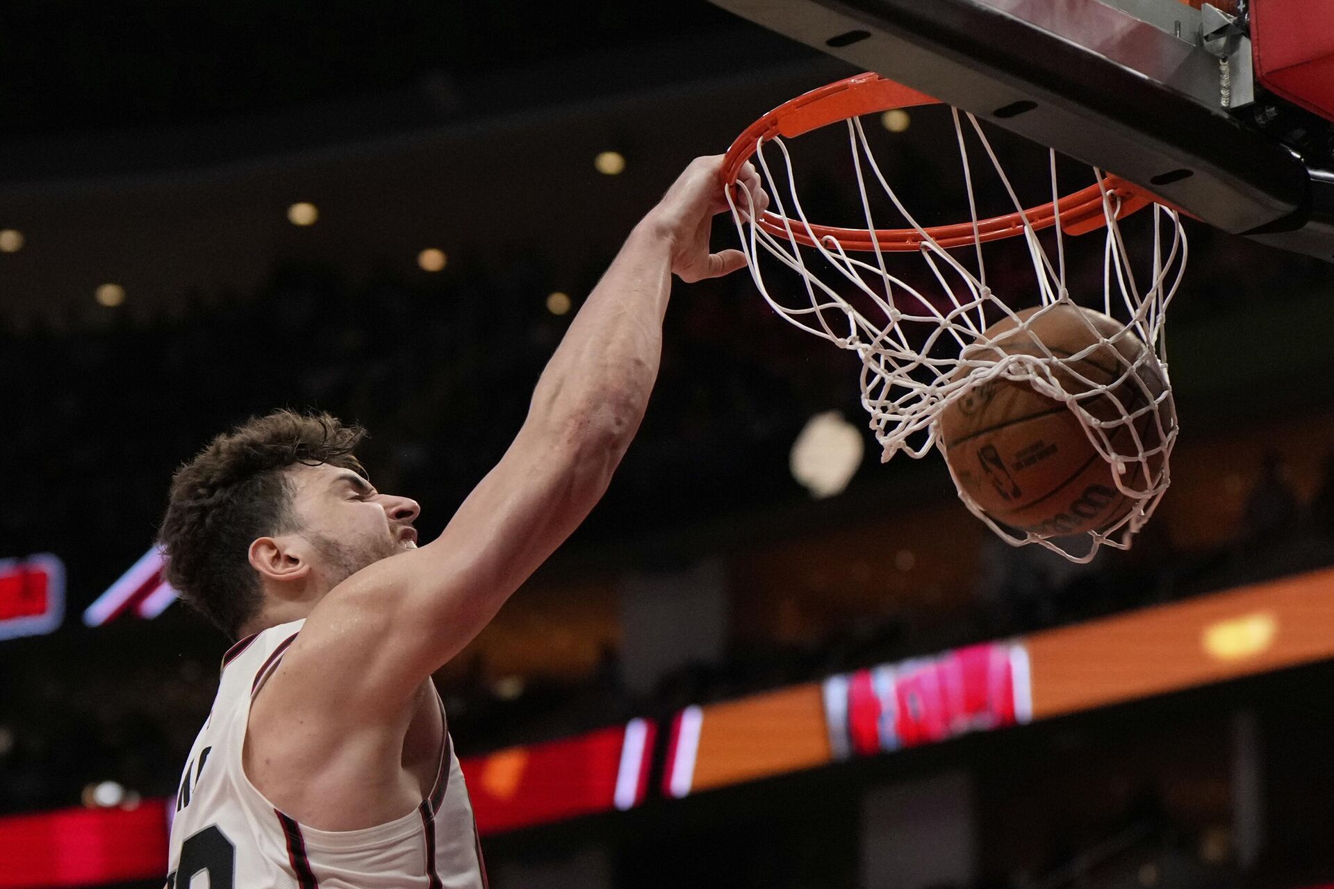 Alperen Sengun - Sputnik Türkiye, 1920, 21.12.2025