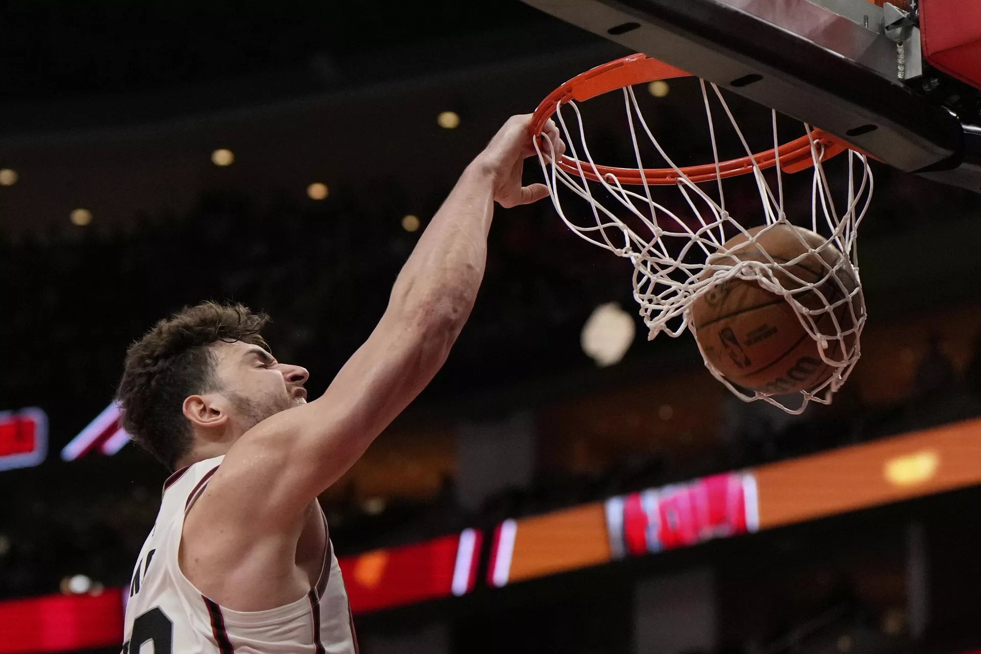 Alperen Sengun - Sputnik Türkiye, 1920, 21.12.2025