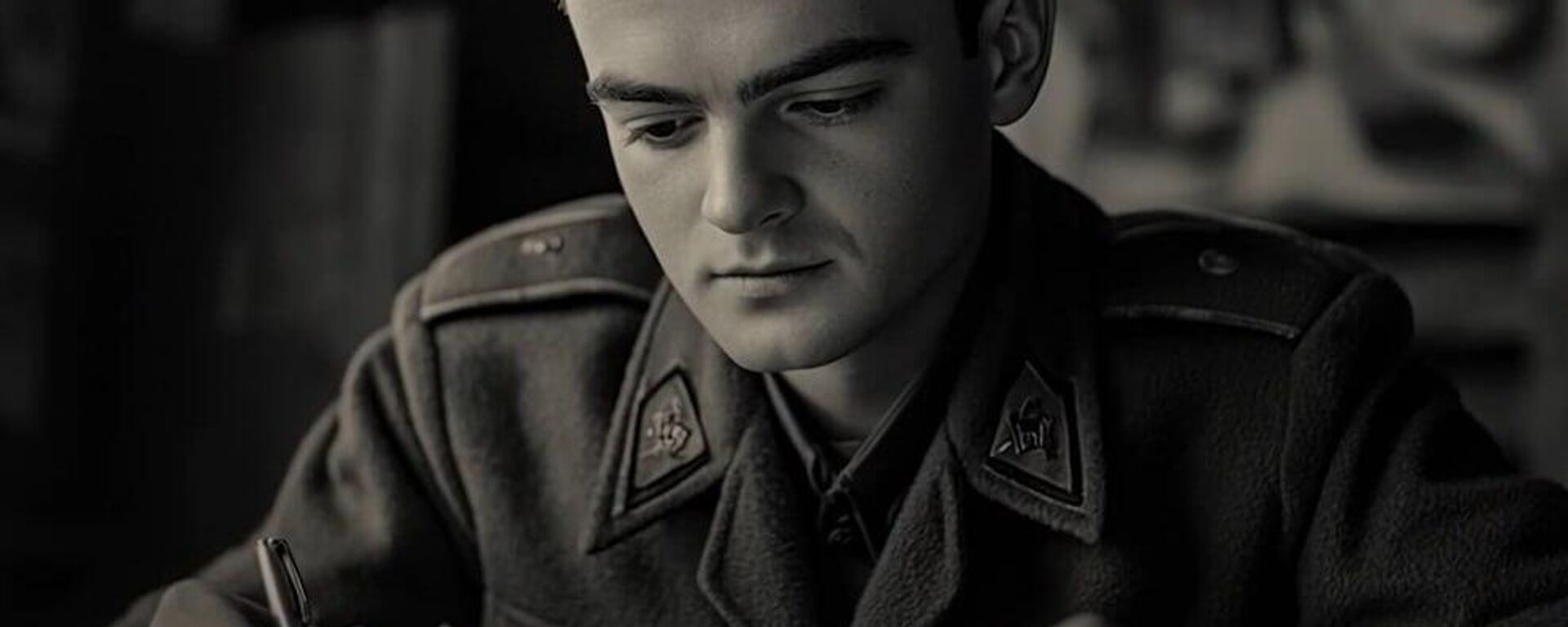 Zafer'in Yüzleri: Sovyet asker Arkadiy Burakov - Sputnik Türkiye, 1920, 09.04.2025