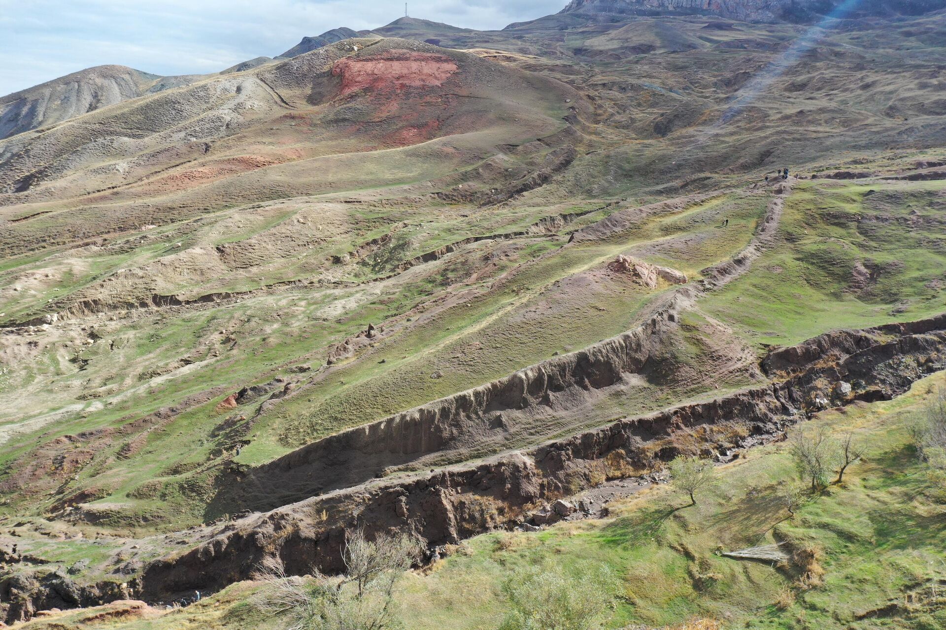 Ağrı'nın Doğubayazıt ilçesindeki Nuh'un Gemisi'ne ait kalıntılar - Sputnik Türkiye, 1920, 09.04.2025