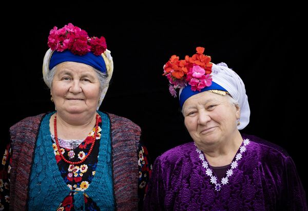 Yaklaşık 500 yıllık geçmişi olan bu kültürel miras, köyde kuşaktan kuşağa aktarılıyor. Yaklaşık 500 yıllık geçmişi olan bu kültürel miras, köyde kuşaktan kuşağa aktarılıyor. - Sputnik Türkiye
