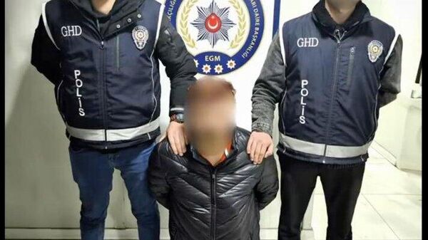  İtalya tarafından kırmızı bültenle aranan organize suç örgütü elebaşı Khodır İstanbul'da yapılan operasyonla yakalandı - Sputnik Türkiye