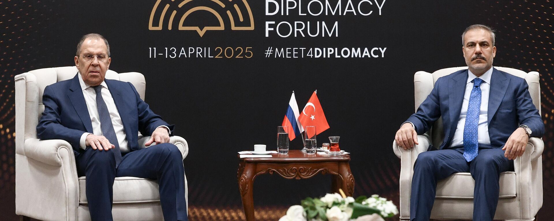 Rusya Dışişleri Bakanı Lavrov, Türk mevkidaşı Fidan ile görüştü - Sputnik Türkiye, 1920, 12.04.2025
