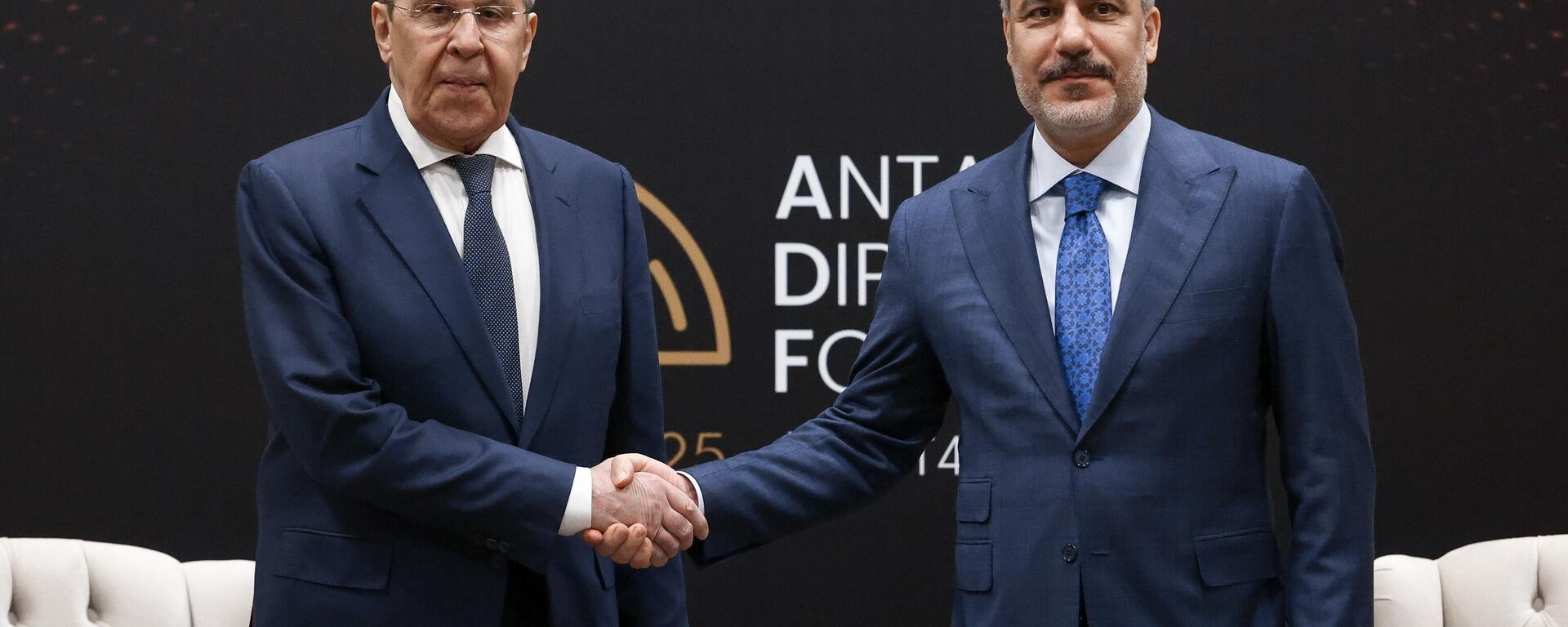 Rusya Dışişleri Bakanı Lavrov, Türk mevkidaşı Fidan ile görüştü - Sputnik Türkiye, 1920, 21.05.2025