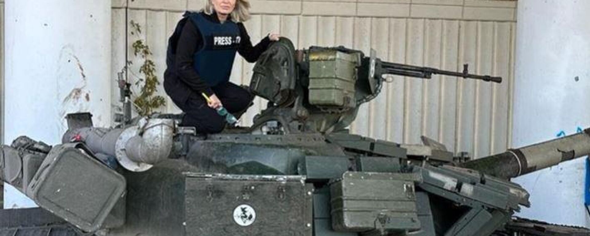 Stefania Battistini, periodista italiana - Sputnik Türkiye, 1920, 13.04.2025