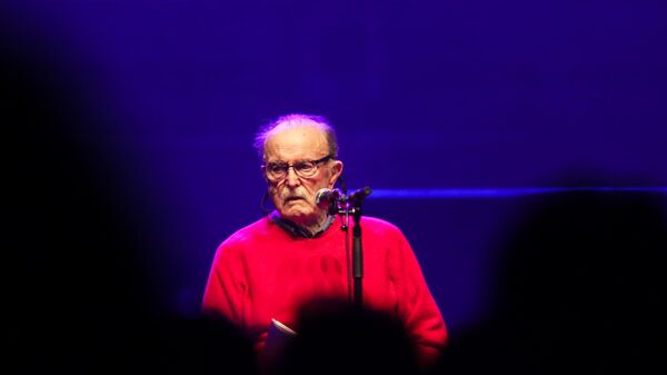 Alvin Lucier - Sputnik Türkiye