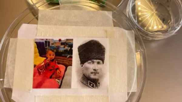 Canan Dağdeviren tarih yazdı: Giyilebilir Ultrason Cihazı, Atatürk'ün fotoğrafıyla birlikte uzaya gönderildi - Sputnik Türkiye
