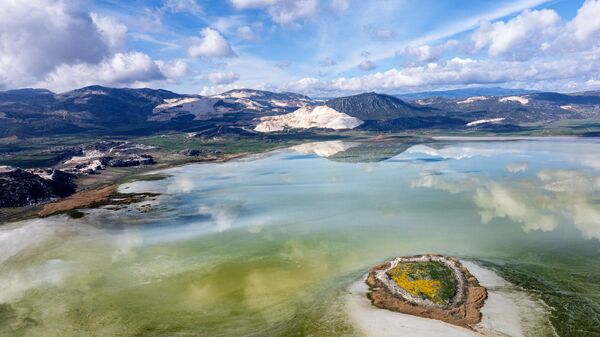 Göller Yöresi'ndeki 'Yarışlı Gölü' - Sputnik Türkiye