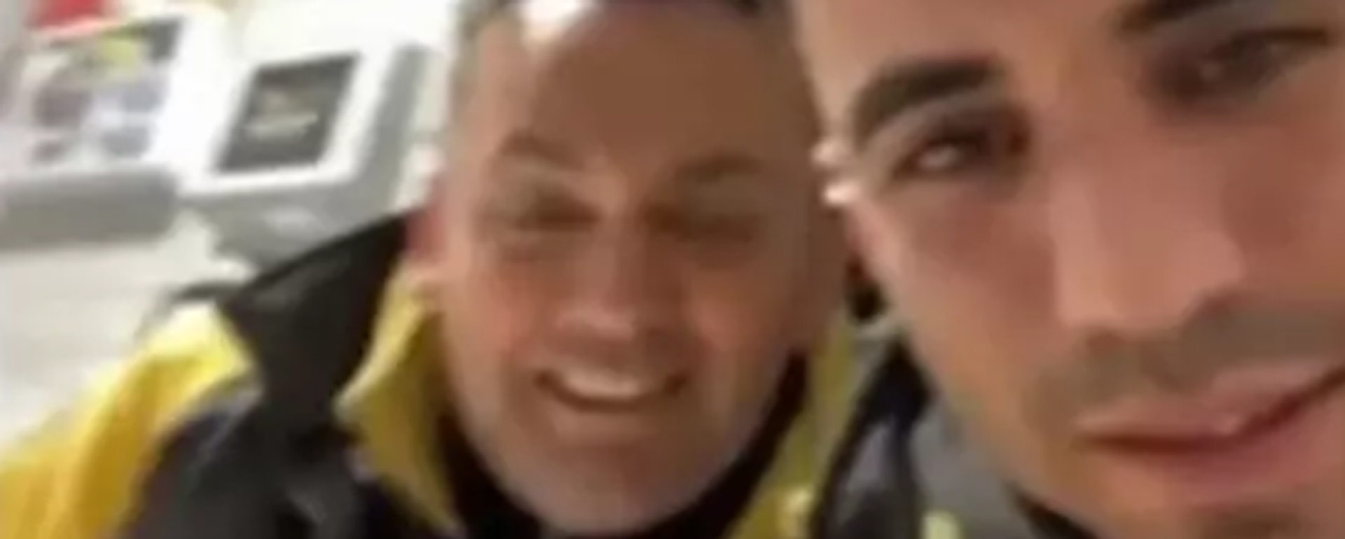 Atatürk'e hakaret eden Opet çalışanı kovuldu: Şirketten sert açıklama geldi - Sputnik Türkiye, 1920, 16.04.2025