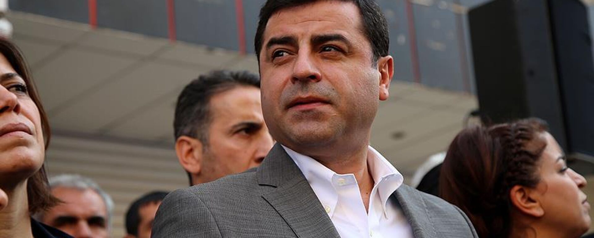 Selahattin Demirtaş - Sputnik Türkiye, 1920, 04.11.2025