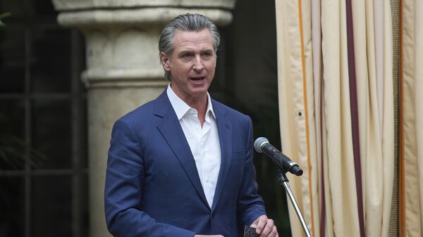 Kaliforniya Valisi Gavin Newsom - Sputnik Türkiye