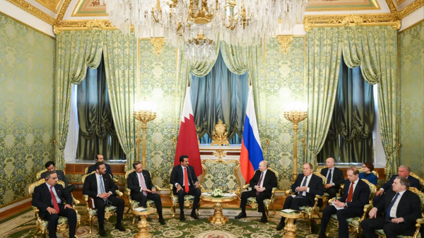 Putin-Katar Emiri - Sputnik Türkiye