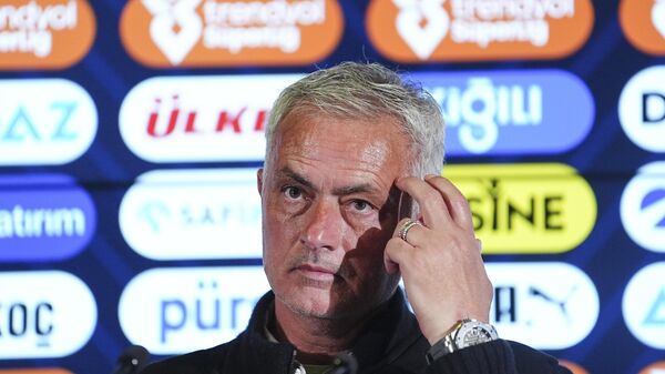 Fenerbahçe Teknik Direktörü Jose Mourinho - Sputnik Türkiye