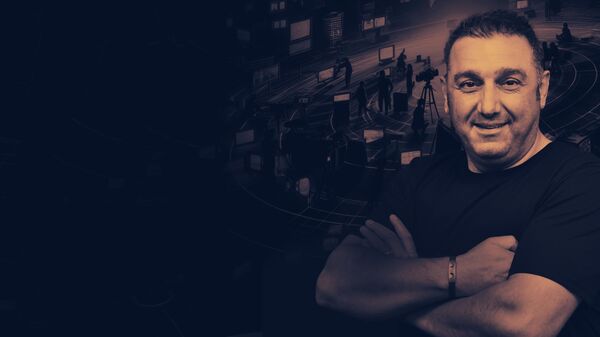 Müzisyen Attila Atasoy: 'Sanki yanlış bir geleceğe ışınlanmış gibi yaşıyorum' - Sputnik Türkiye
