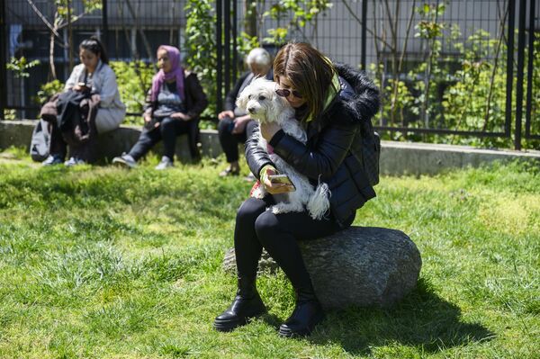 Çevre illerde de hissedilen depremi takip eden artçılar görülmeye devam ediyor. - Sputnik Türkiye