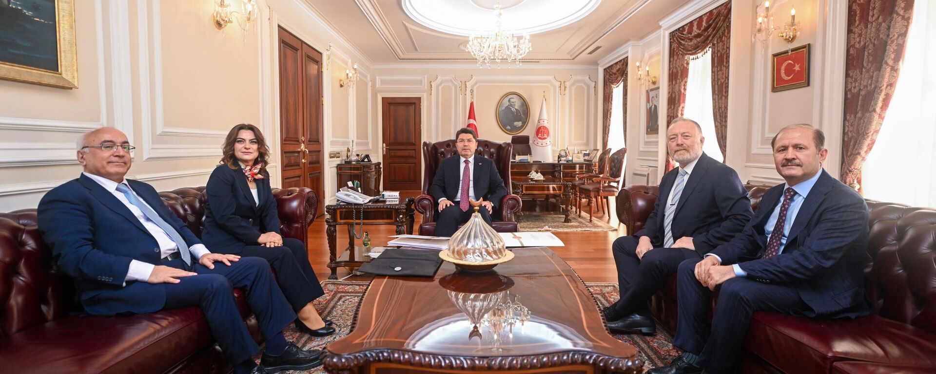 Adalet Bakanı Yılmaz Tunç sosyal medya  - Sputnik Türkiye, 1920, 14.07.2025