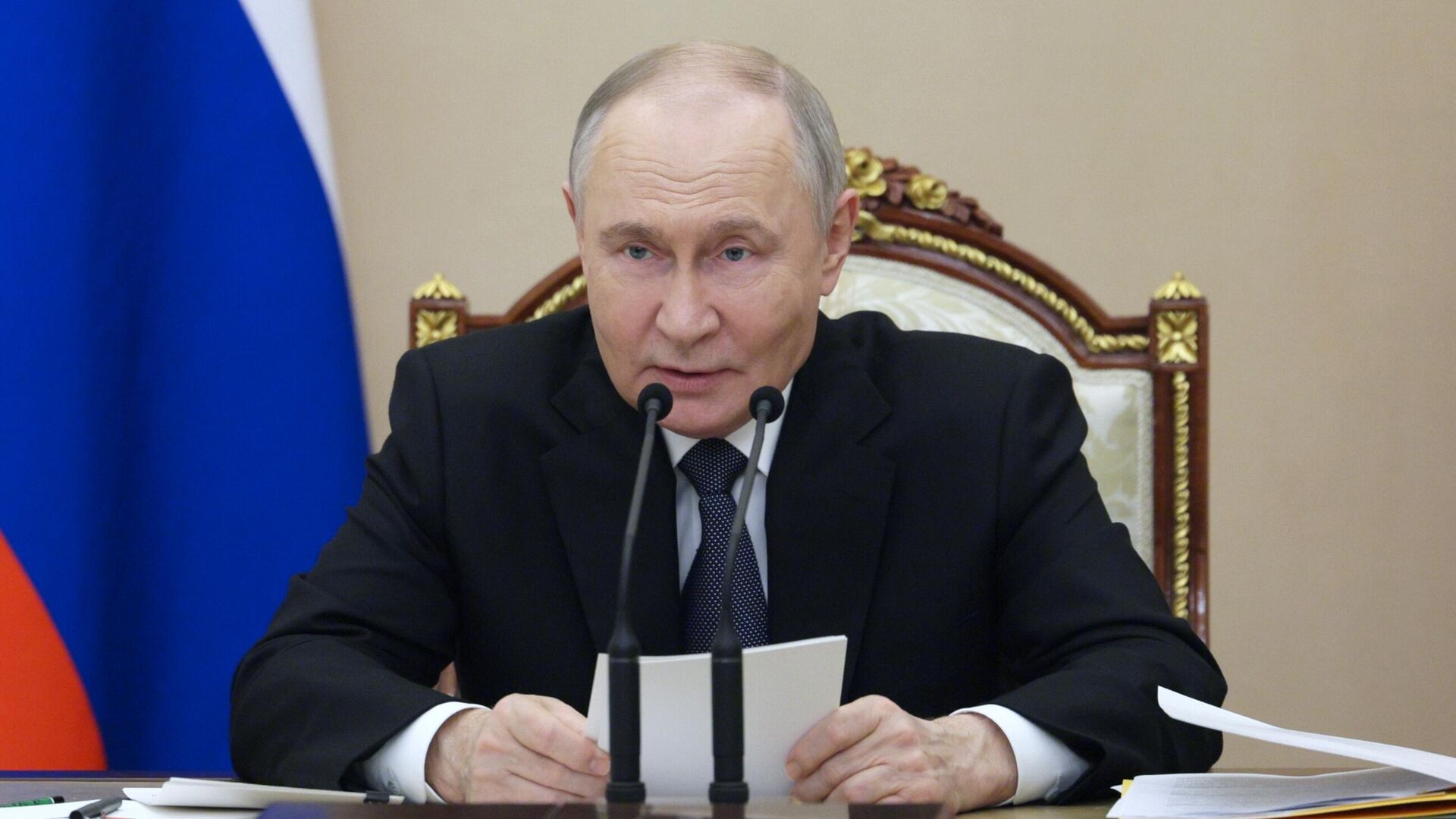 Tổng thống Vladimir Putin đã triệu tập cuộc họp của Ủy ban Công nghiệp-Quân sự Tổng thống Vladimir Putin đã triệu tập cuộc họp của Ủy ban Công nghiệp-Quân sự - Sputnik Türkiye, 1920, 24.04.2025