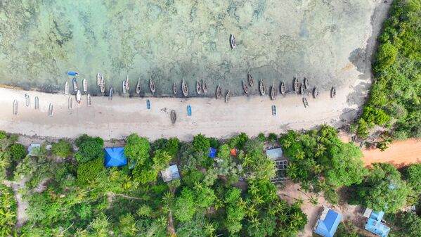 Tanzanya’nın üçüncü büyük adası olan Tumbatu Adası, Zanzibar Adaları’nın kuzeyinde yer alıyor. - Sputnik Türkiye