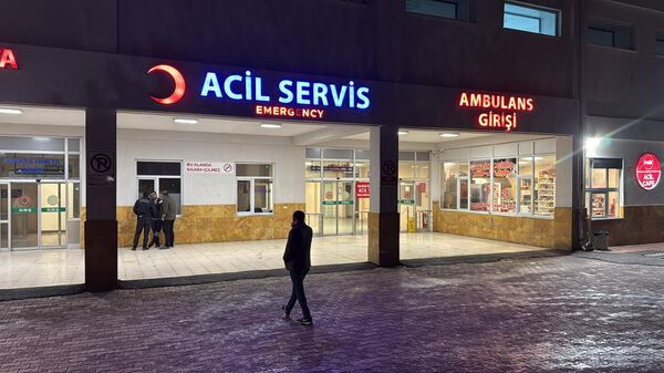 Sivas'ta toplu gıda zehirlenmesi: 53 öğrenci hastaneye başvurdu - Sputnik Türkiye