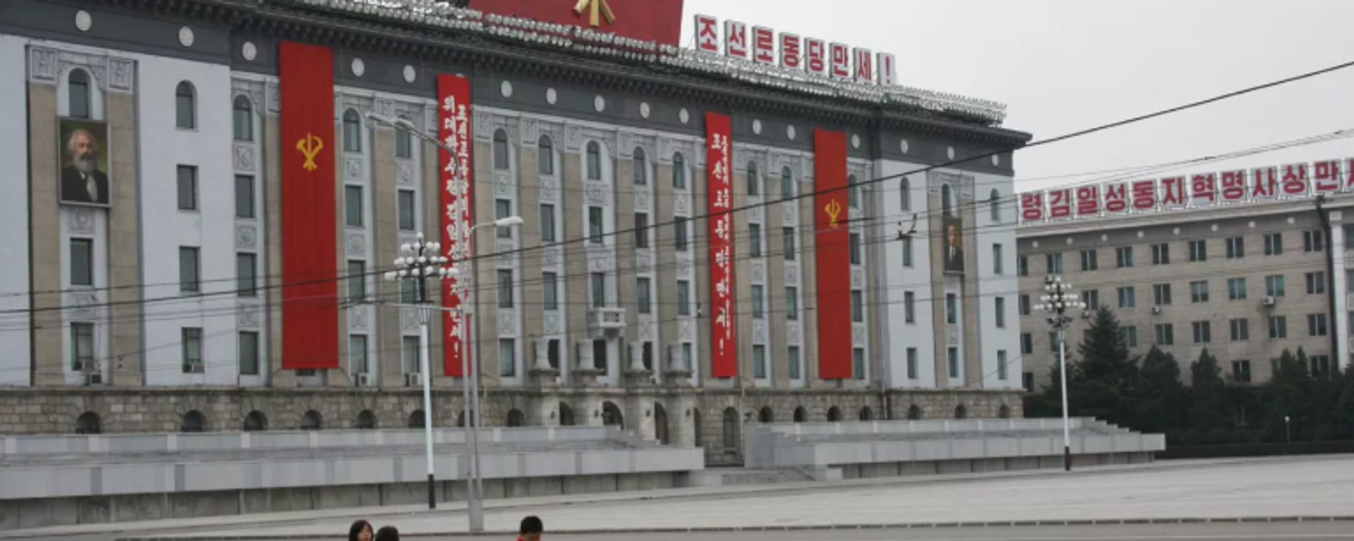 Pyongyang Kim Il Sung Meydanı - Sputnik Türkiye, 1920, 27.05.2025