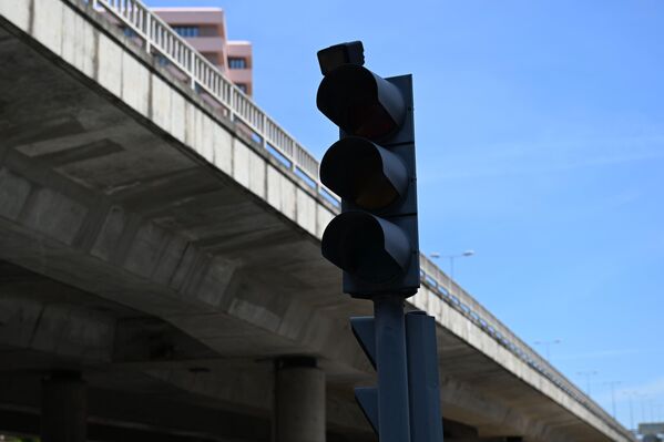 Ülkede trafik lambalarının çalışmadığı görüntülendi. - Sputnik Türkiye