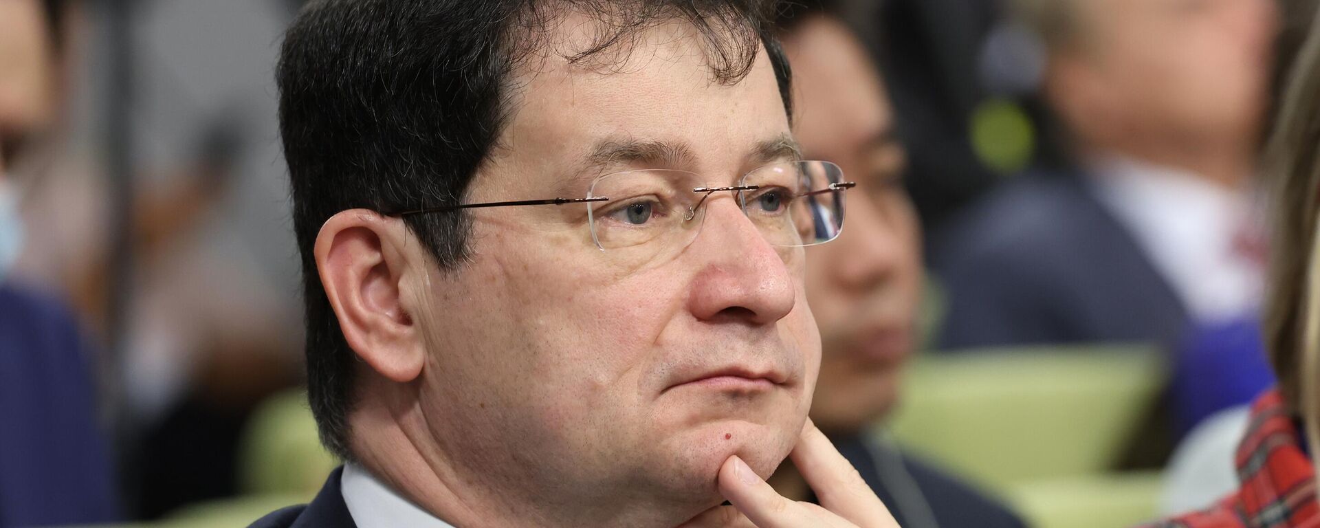 Rusya'nın BM Daimi Temsilci Yardımcısı Dmitriy Polyanskiy - Sputnik Türkiye, 1920, 01.05.2025