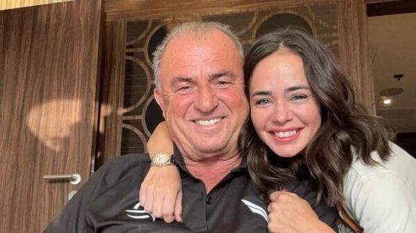 Fatih Terim'in kızı baba mesleğini seçti: ABD'de futbol menajeri oldu - Sputnik Türkiye
