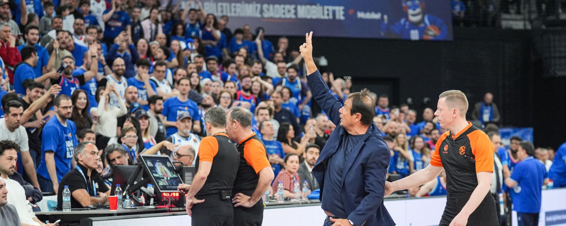 Ergin Ataman - Sputnik Türkiye, 1920, 03.05.2025