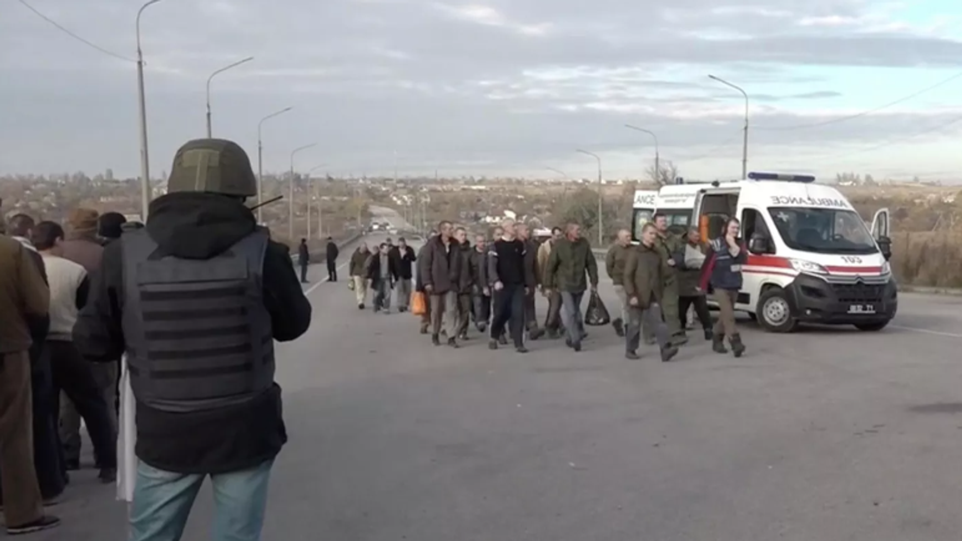 Rusya-Ukrayna esir takası Rusya-Ukrayna esir takası - Sputnik Türkiye, 1920, 12.06.2025