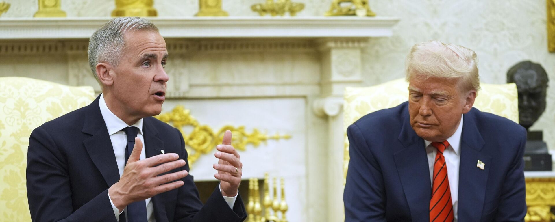 ABD Başkanı Donald Trump ve Kanada Başbakanı Mark Carney - Sputnik Türkiye, 1920, 31.07.2025