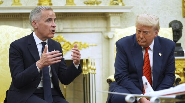 ABD Başkanı Donald Trump ve Kanada Başbakanı Mark Carney - Sputnik Türkiye