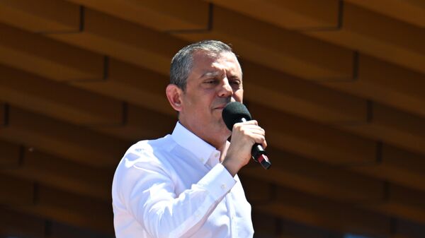 CHP Genel Başkanı Özgür Özel - Sputnik Türkiye