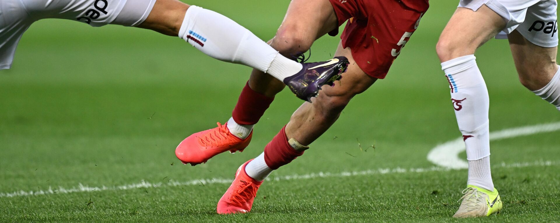 Bugünkü maçlar: Hangi maç saat kaçta, hangi kanalda?  - Sputnik Türkiye, 1920, 11.07.2025