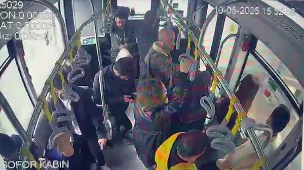 Metrobüs kazası - Sputnik Türkiye