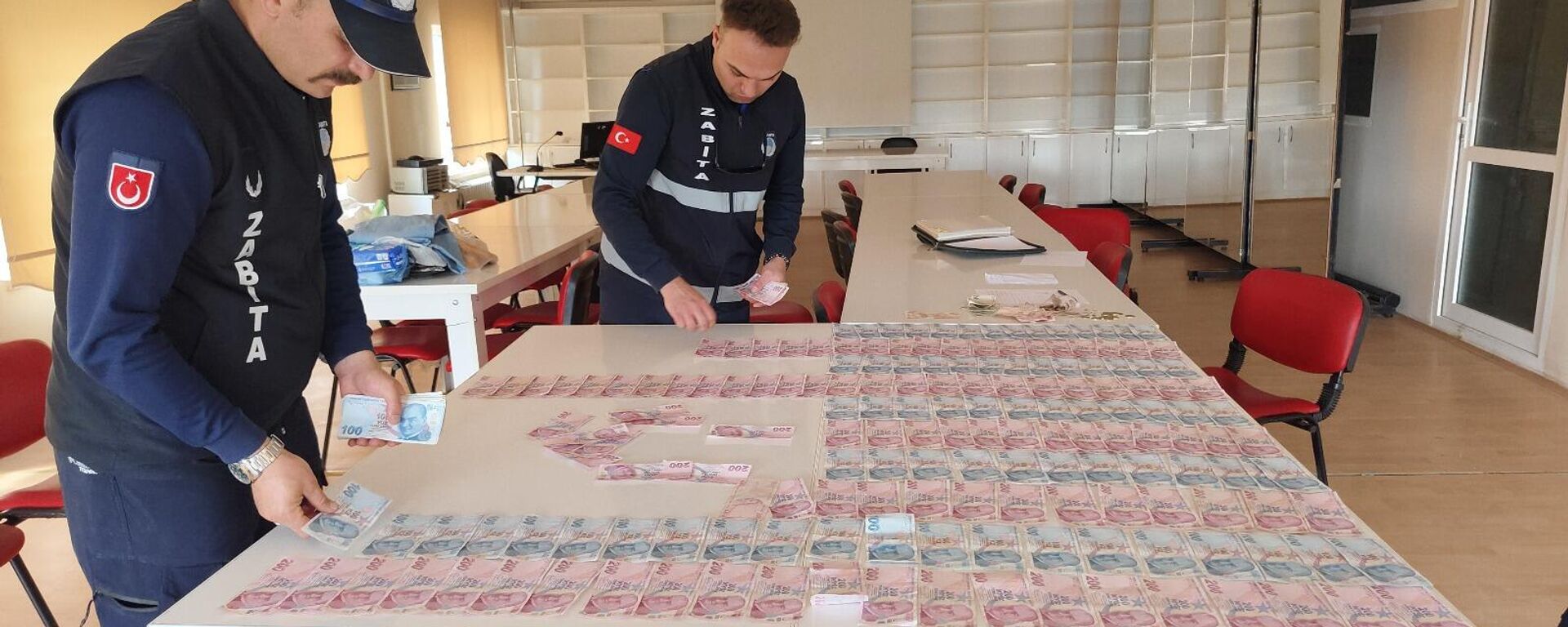 Dilenci - Sputnik Türkiye, 1920, 13.05.2025