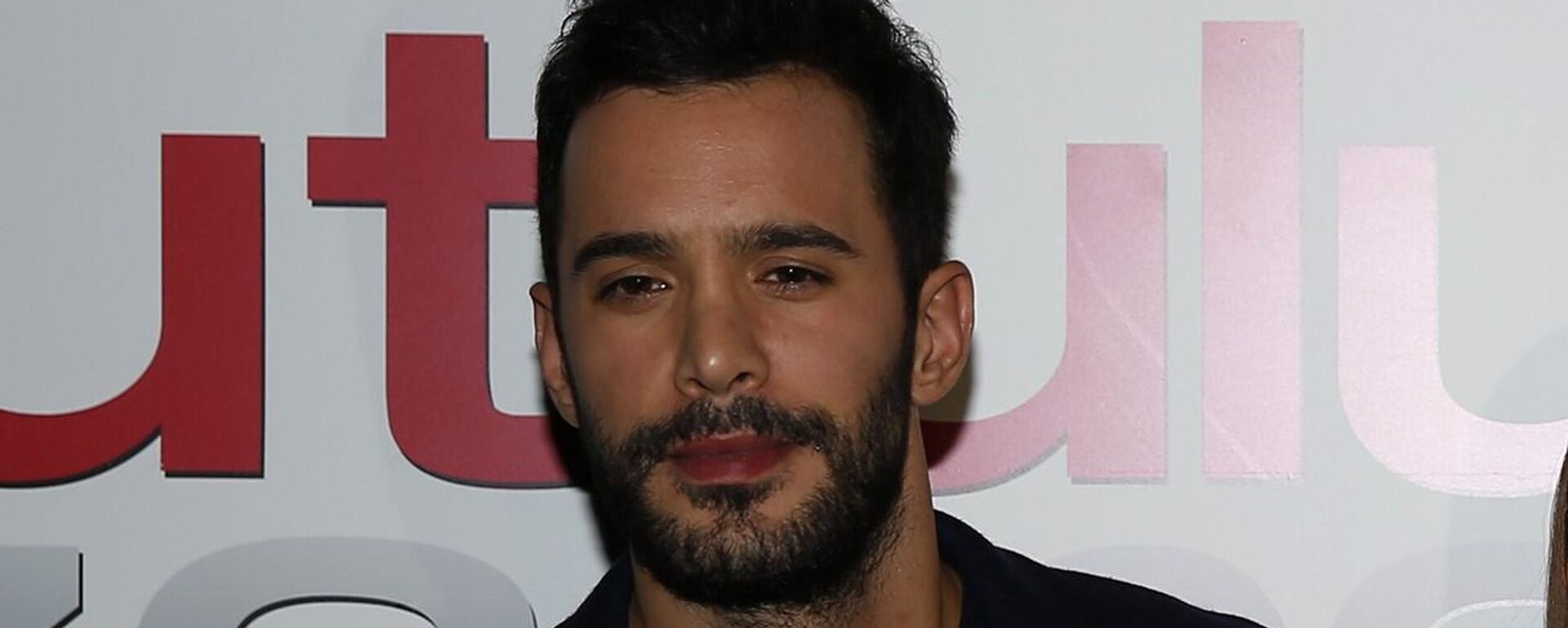 Ünlü oyuncunun kiracısıyla başı dertte: İcra yolunu seçti, mahkemelik oldu - Sputnik Türkiye, 1920, 14.05.2025