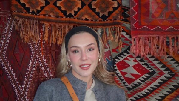 Ege Kökenli sosyal medya  - Sputnik Türkiye