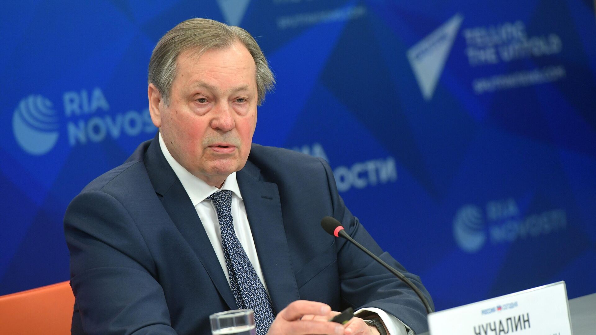 Rusya Tıp Bilimleri Akademisi üyesi PhD Aleksandr Çuçalin Rusya Tıp Bilimleri Akademisi üyesi PhD Aleksandr Çuçalin - Sputnik Türkiye, 1920, 22.05.2025