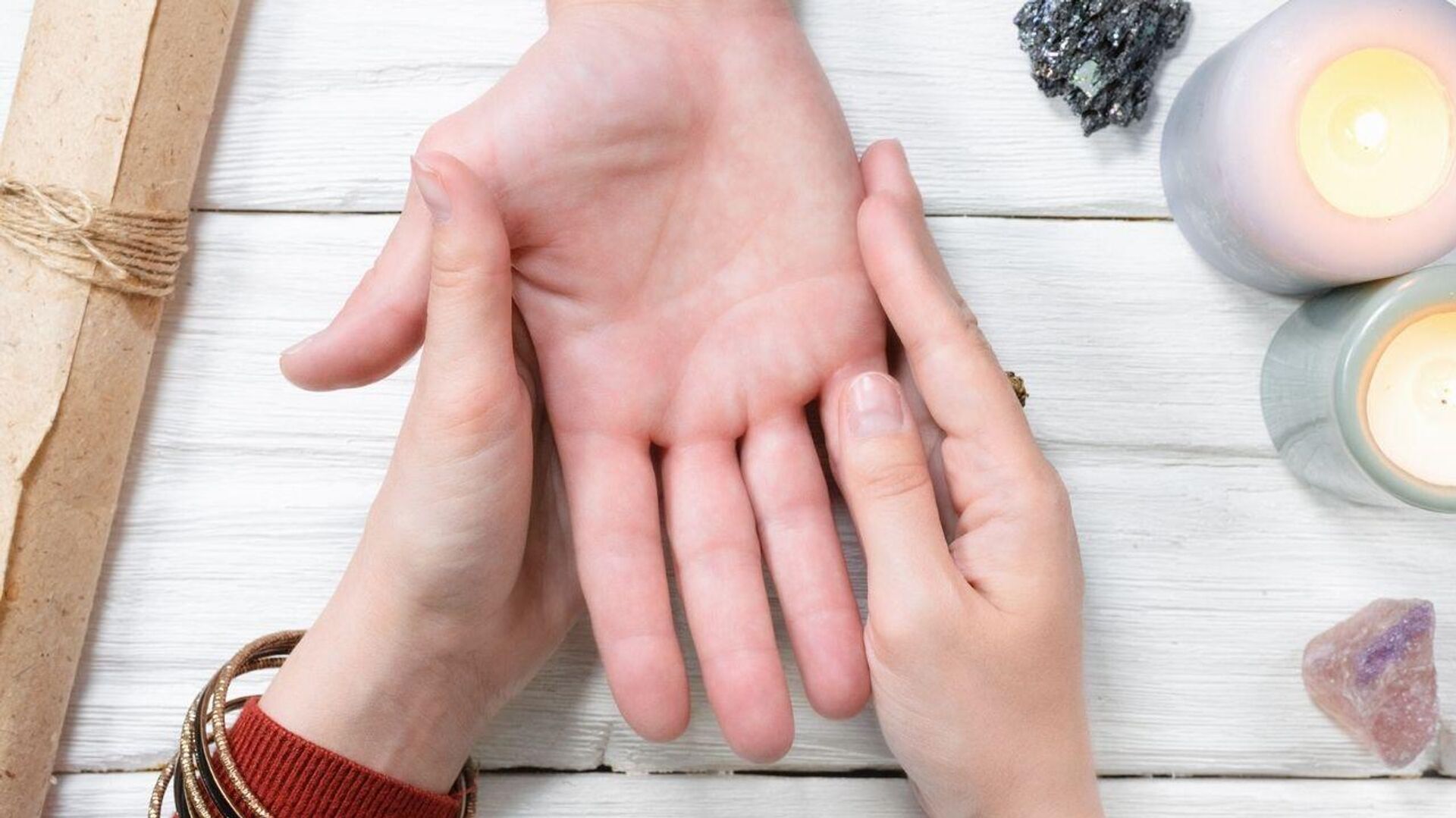 El falı - Sputnik Türkiye, 1920, 22.05.2025