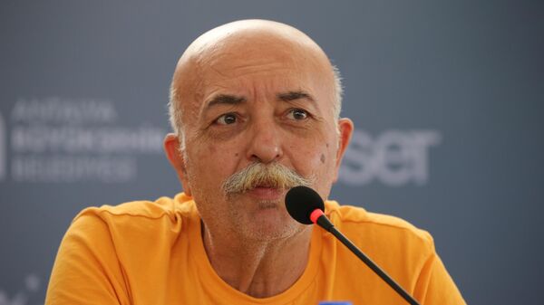 Ünlü yıldız ilk kez anlattı: Ölümün kıyısından döndüm - Sputnik Türkiye