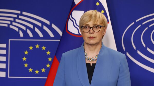 Slovenya Cumhurbaşkanı Natasa Pirc Musar - Sputnik Türkiye