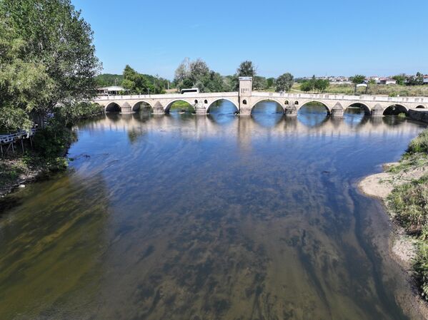 Tunca Nehri'nde Mayıs ayındaki yağışlar, suyun 2 katına yükselmesini sağlamıştı. Tunca Nehri'nde Mayıs ayındaki yağışlar, suyun 2 katına yükselmesini sağlamıştı. - Sputnik Türkiye