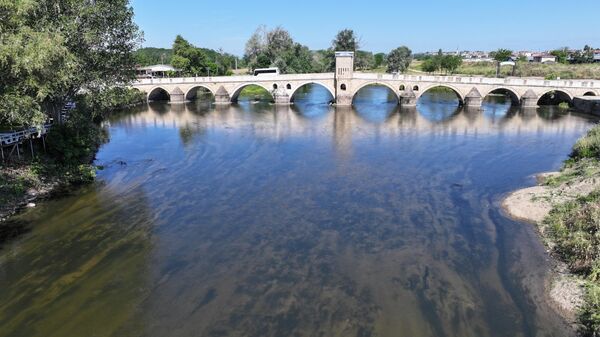 Tunca Nehri'nin debisi mayıs yağmurlarıyla 2 kat arttı - Sputnik Türkiye