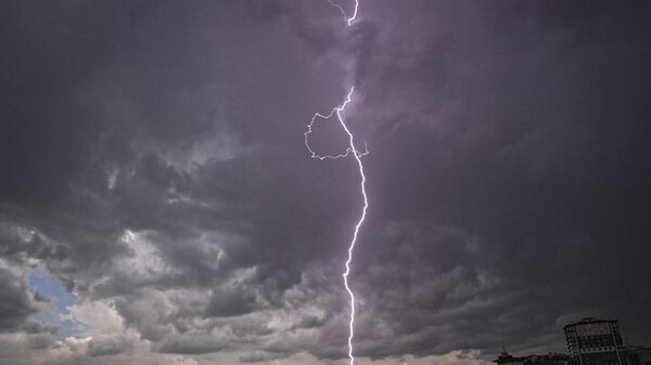 Ankara'da yıldırım - Sputnik Türkiye