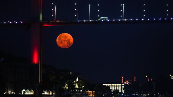 Çilek Dolunayı - Sputnik Türkiye